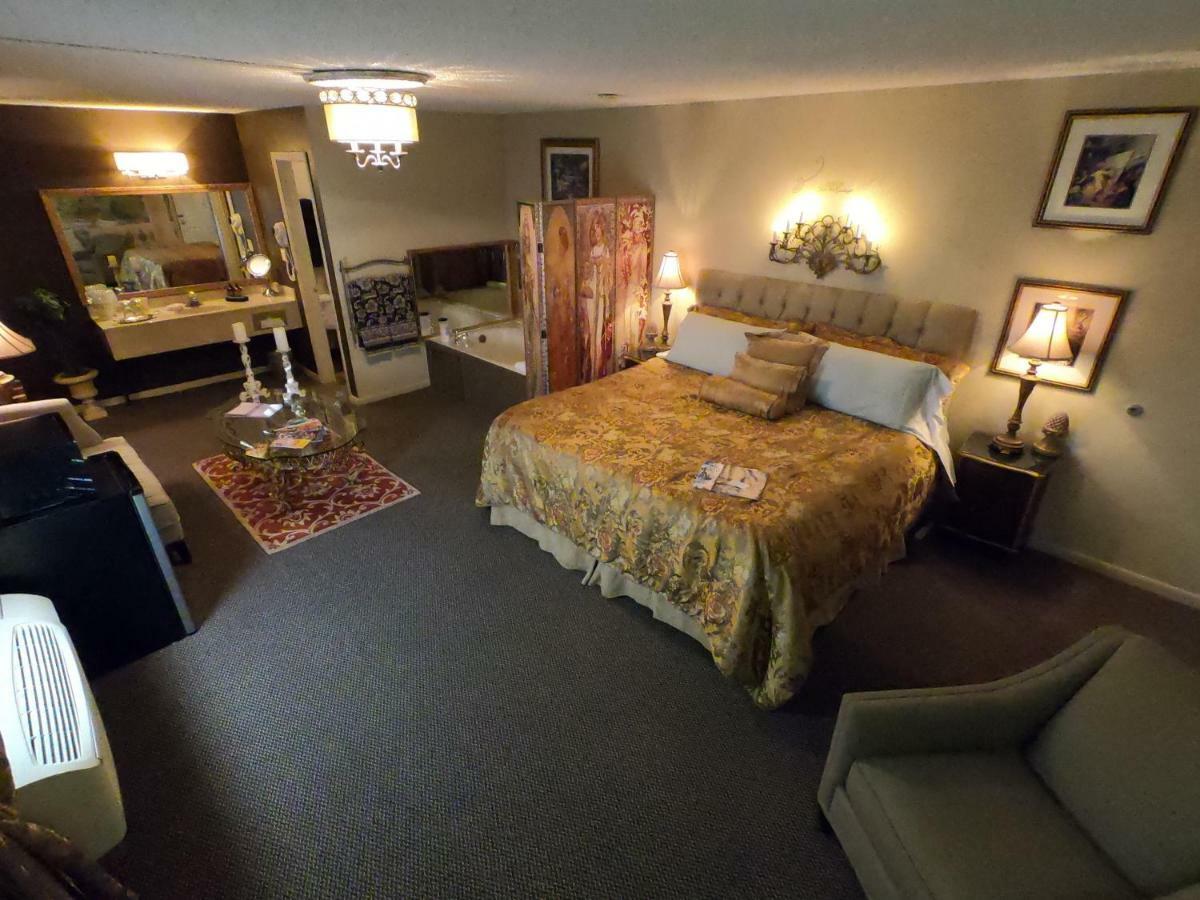 Tradewinds Lodging 尤里卡斯普林斯 外观 照片